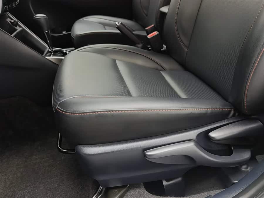 Toyota Yaris L Zhixuan 2022 immagine di auto #21