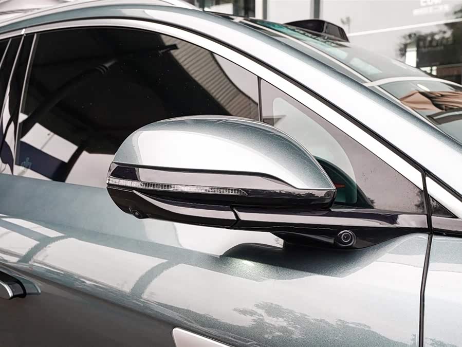 BYD Tang L 2025 immagine di auto #21