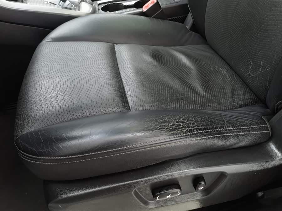 Chevrolet Captiva 2014 car image #21