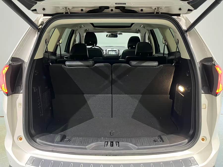 Ford Edge 2018 #21 Ford Edge 2018 car image #21