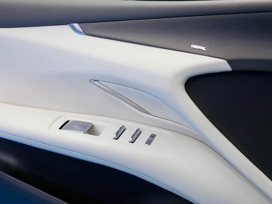 Deepal L07 2024 imagem de carro #21