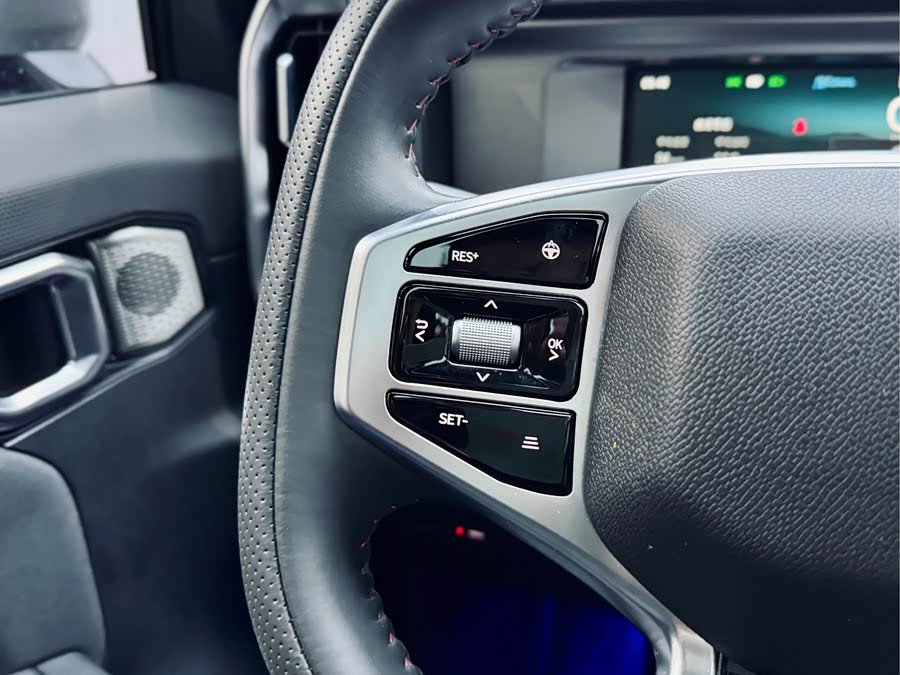 Jetour Traveller 2023 car image #21