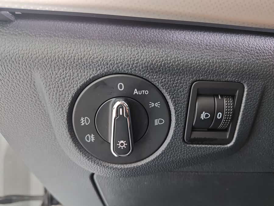 Volkswagen Bora 2024 imagem de carro #21