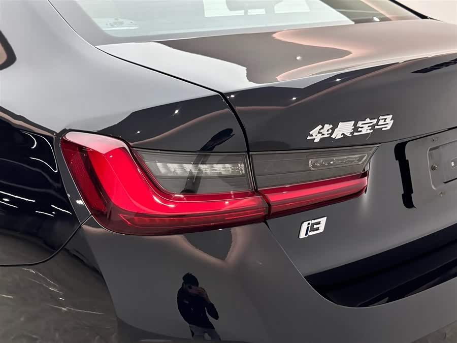 BMW i3 2024 car image #21