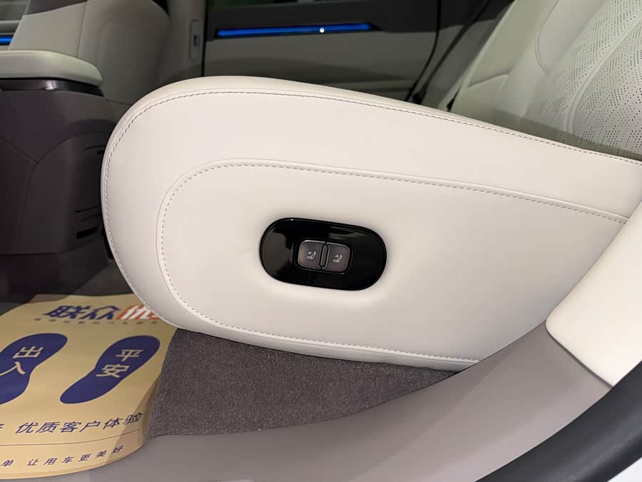 极氪 极氪7X 2024 汽车图片 #21