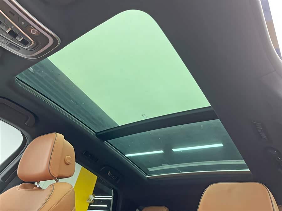 BYD Tang New Energy 2022 immagine di auto #21