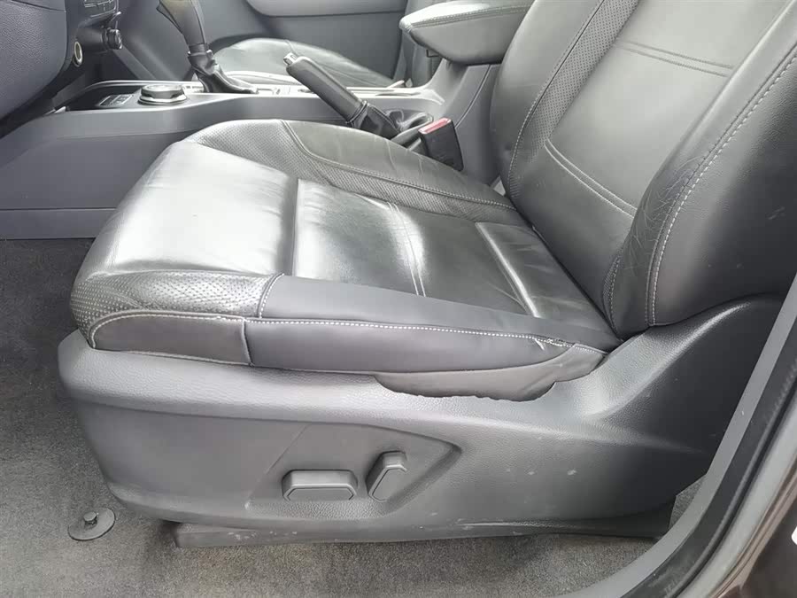 Ford Everest 2017 car image #21