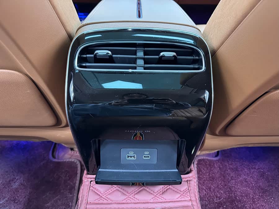 HongQi H9 2024 car image #21