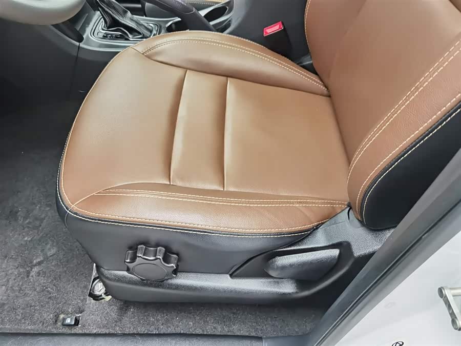 Chery 2018 car image #21
