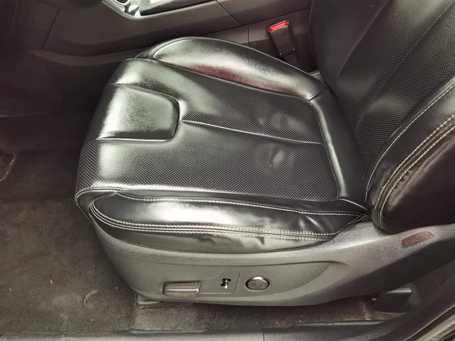 Hyundai Santa Fe 2019 car image #21