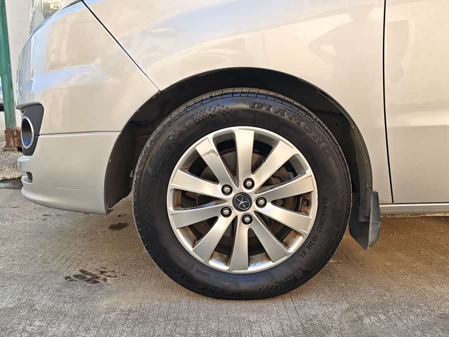 JAC 2018 #21 JAC 2018 car image #21