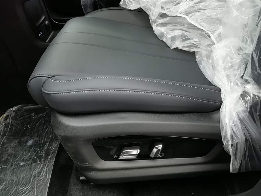 Chery Exploration 06 C-DM 2025 #21 Chery Exploration 06 C-DM 2025 car image #21