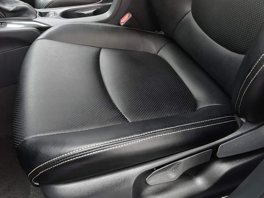 Toyota Corolla Cross 2023 car image #21