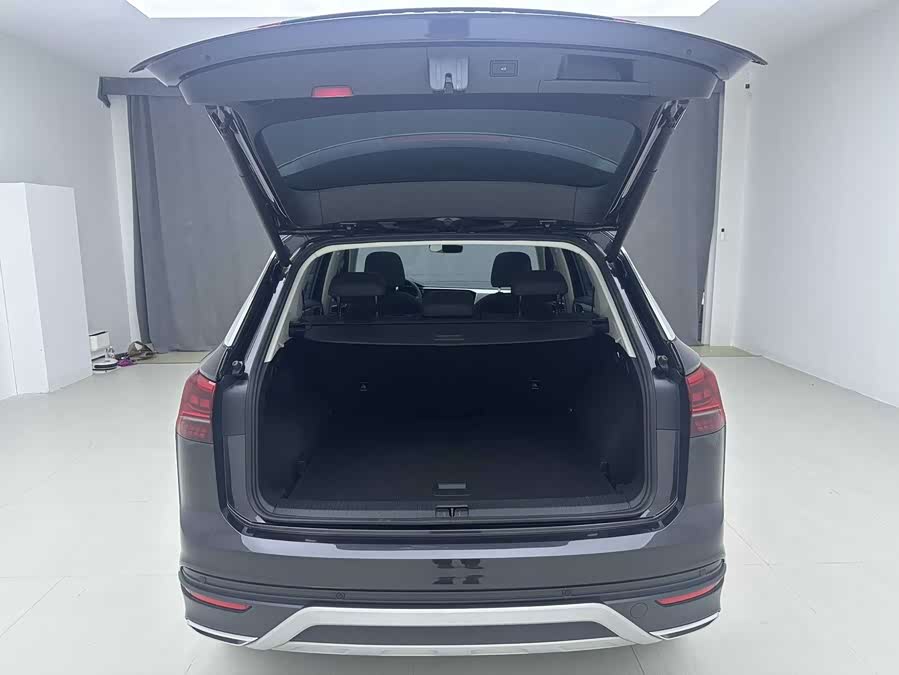 Volkswagen Tayron 2022 immagine di auto #21