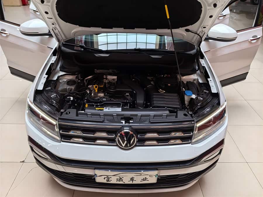Volkswagen T-Cross 2024 car image #21