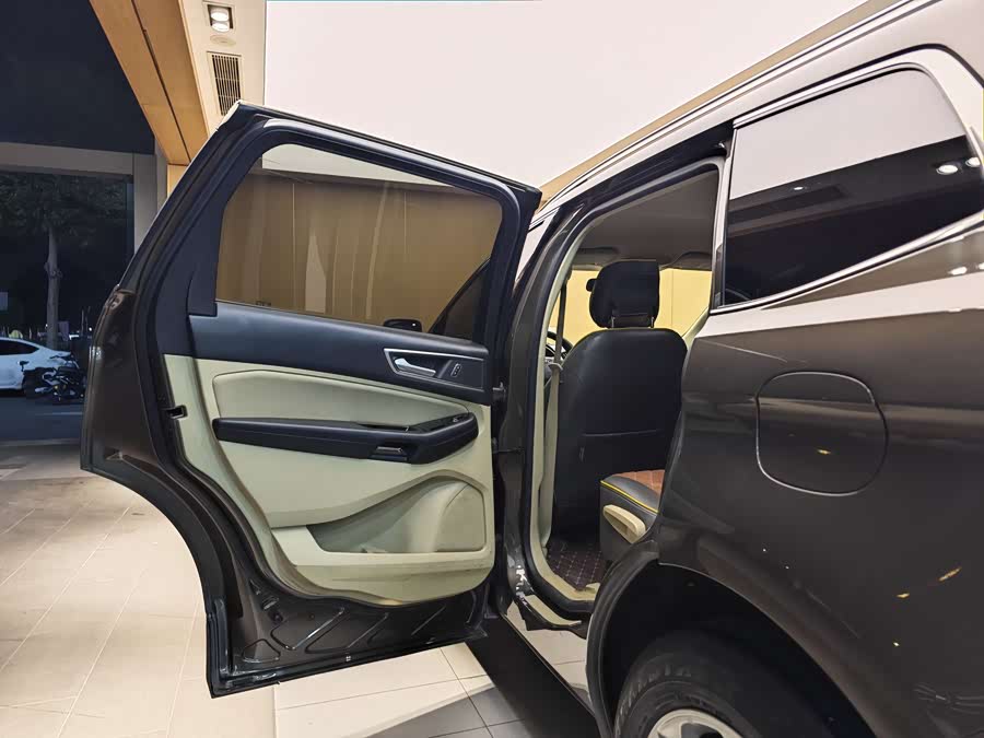 Ford Edge 2016 car image #21