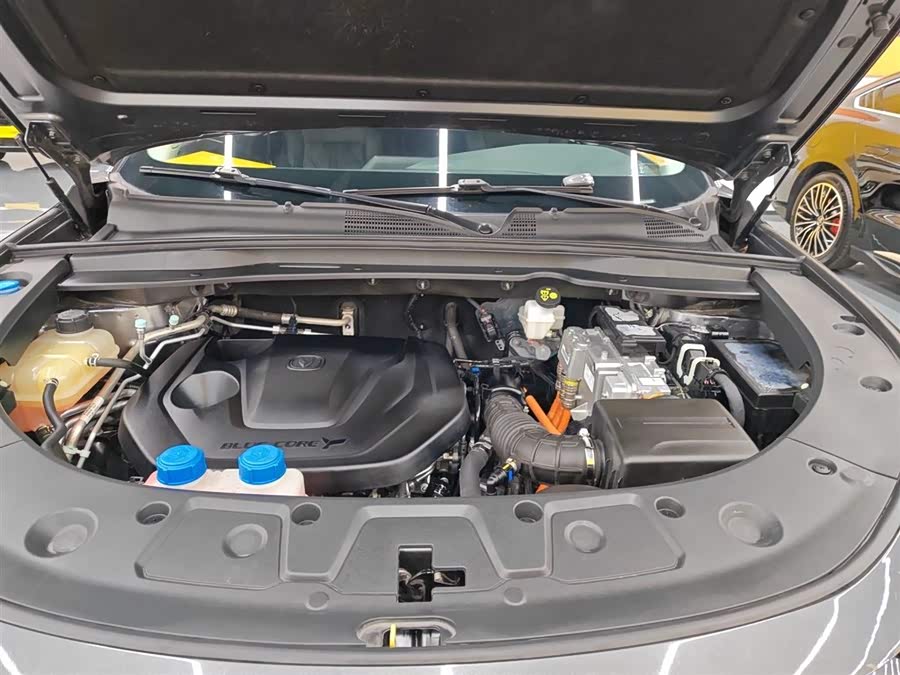 Changan UNI-K iDD 2023 car image #21