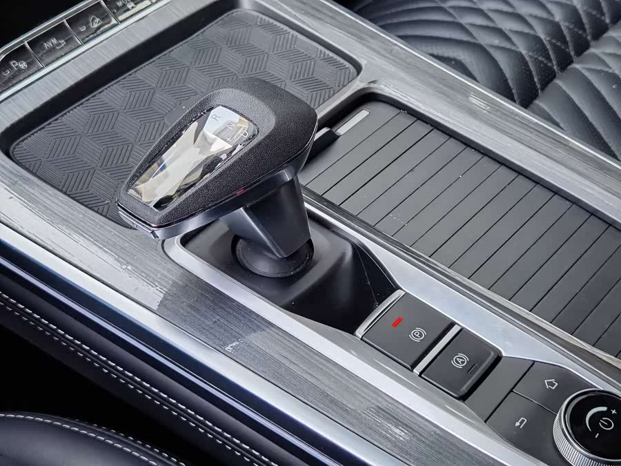 Exceed Lingyun 2023 immagine di auto #21