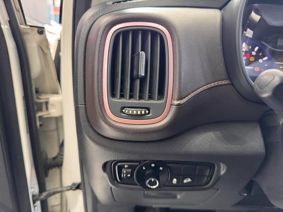 GAC Trumpchi GS3 2018 car image #21