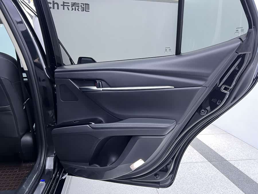 Toyota Camry 2024 #21 Toyota Camry 2024 car image #21