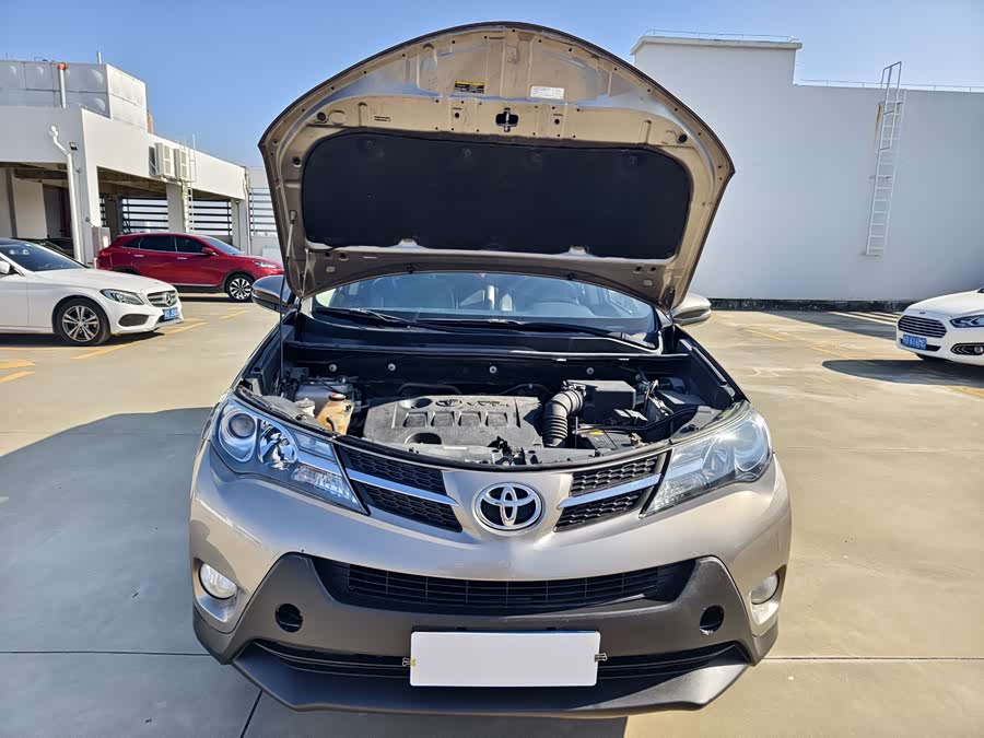 Toyota RAV4 2016 #21 Toyota RAV4 2016 car image #21