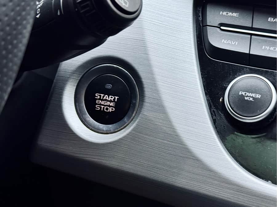 GEELY Boyue 2017 car image #21
