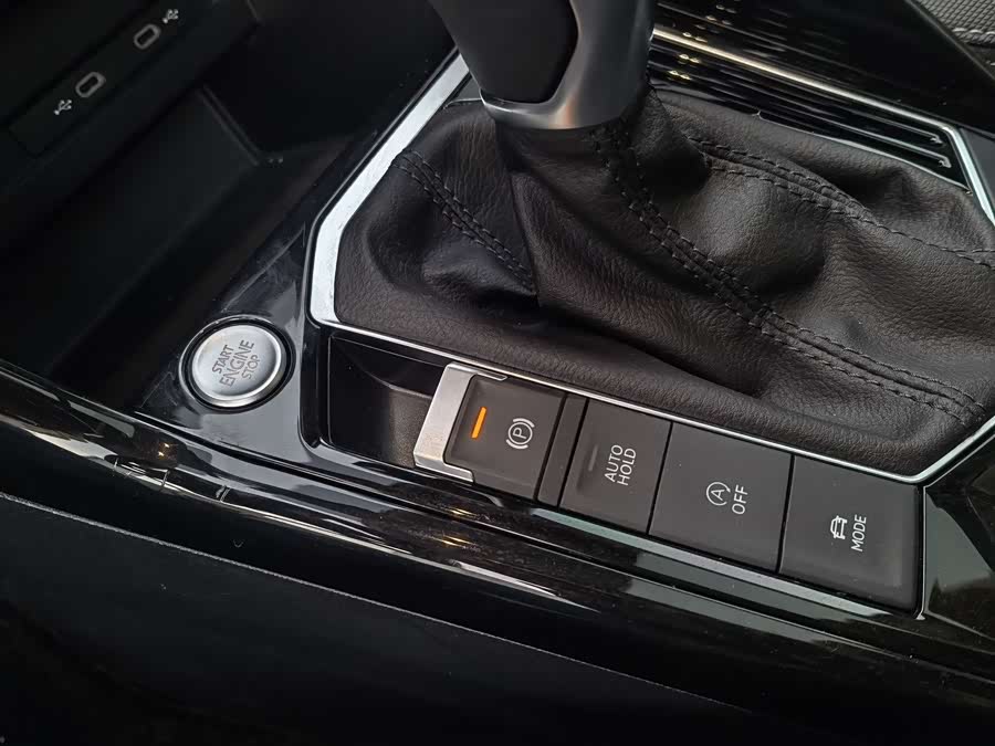 Volkswagen Tayron 2023 immagine di auto #21