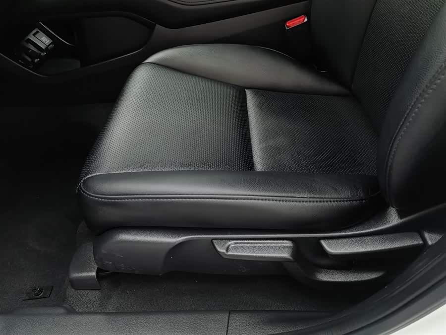 Honda VEZEL 2018 car image #21