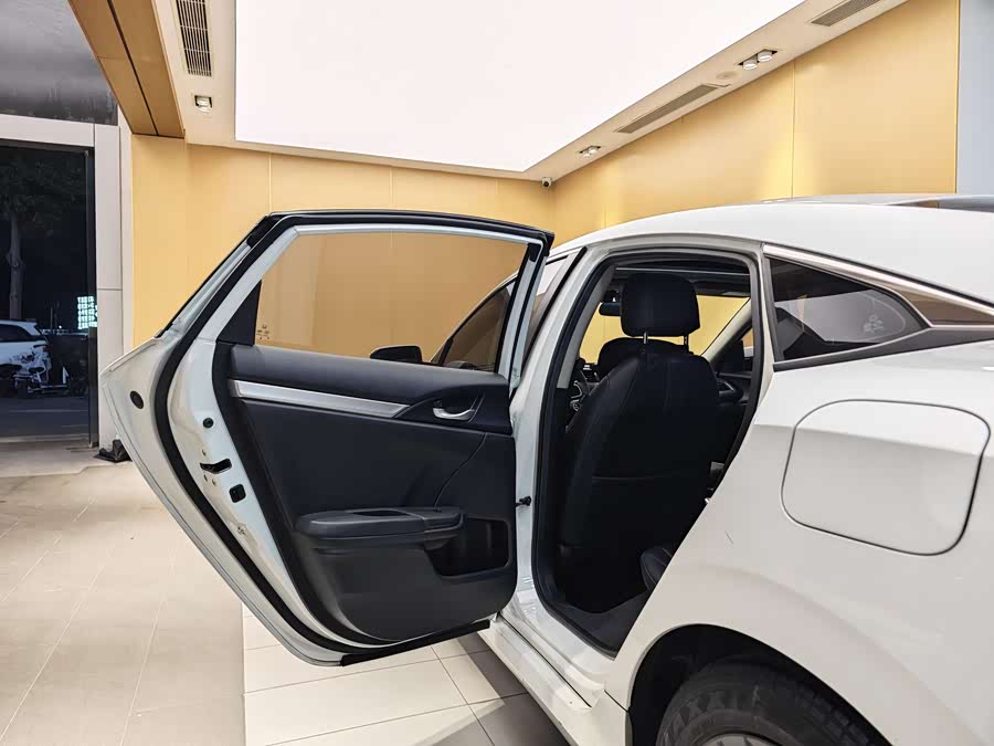 Honda Civic 2021 #21 Honda Civic 2021 car image #21