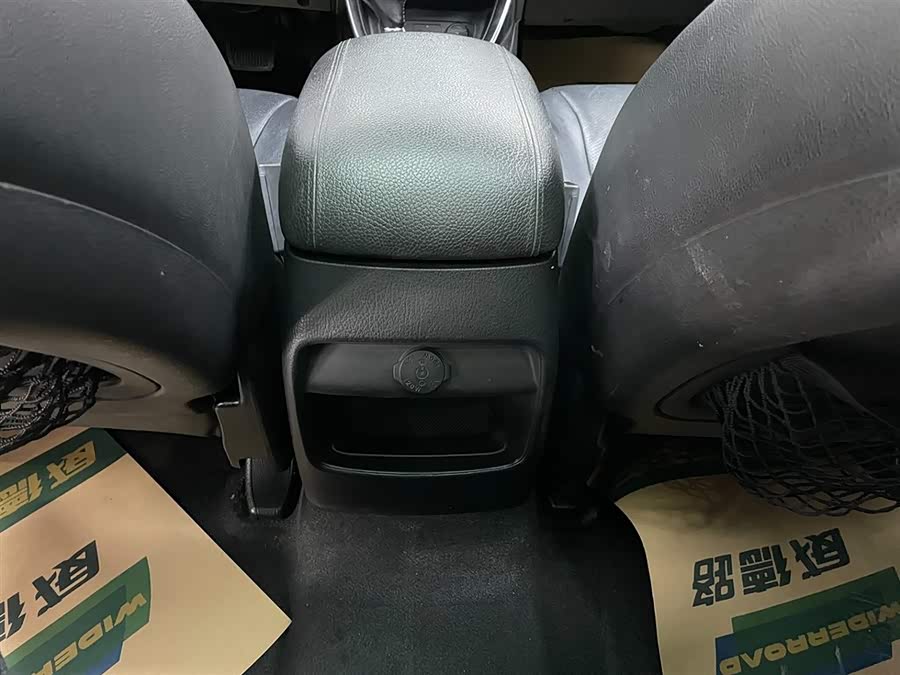 起亚 索兰托 2015 汽车图片 #21