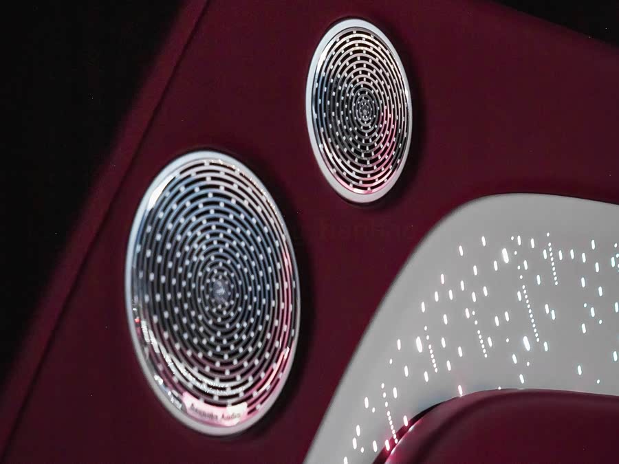 劳斯莱斯 闪灵 2024 汽车图片 #21