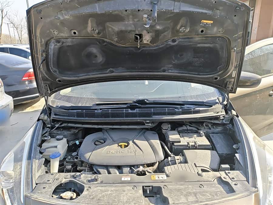 起亚 佳乐 2015 汽车图片 #21