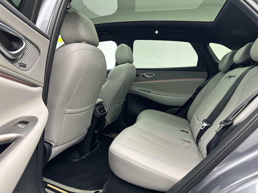 Avatr 07 2024 صورة سيارة #21