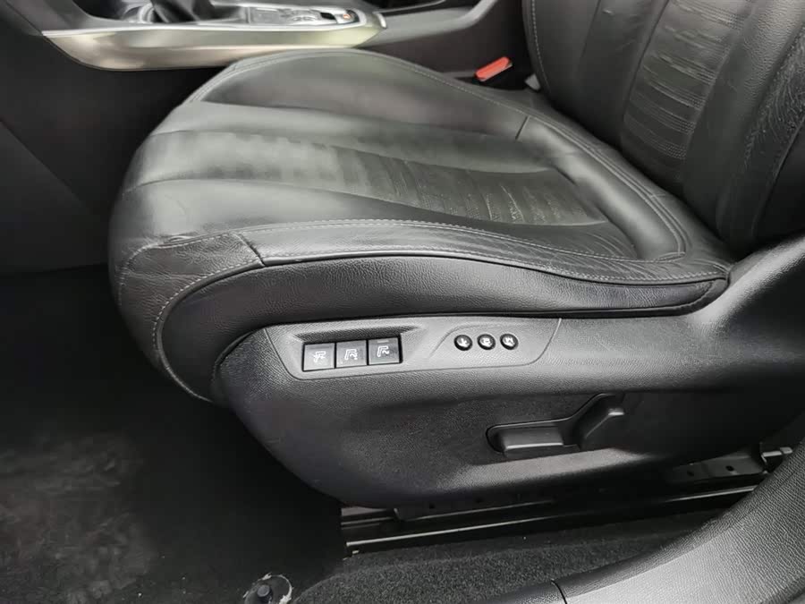 Peugeot 408 2015 car image #21