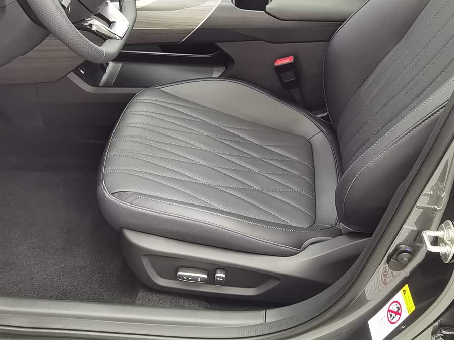 Changan EadoPHEV 2025 imagem de carro #21