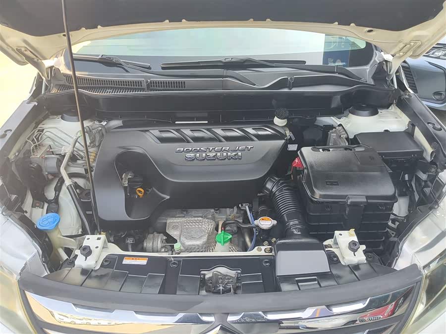Suzuki Vitara 2016 car image #21