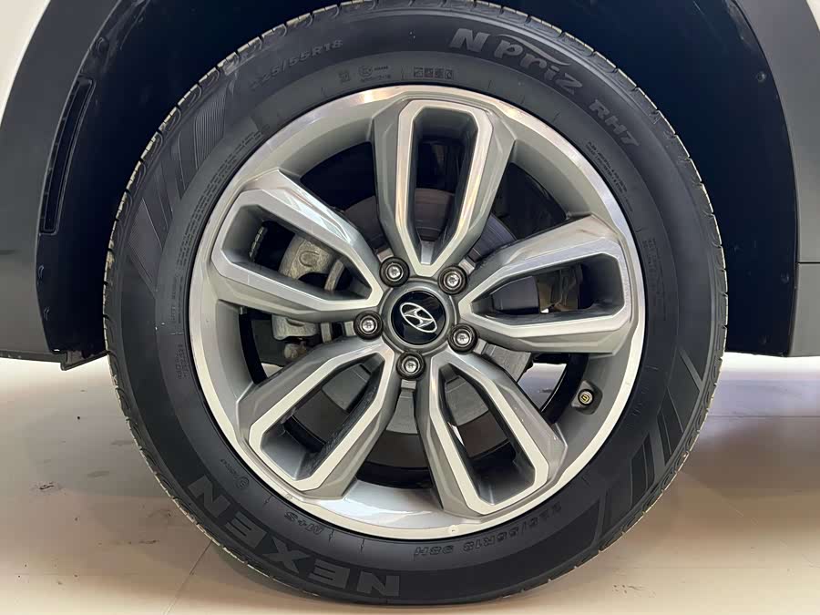 Hyundai ix35 2019 car image #21