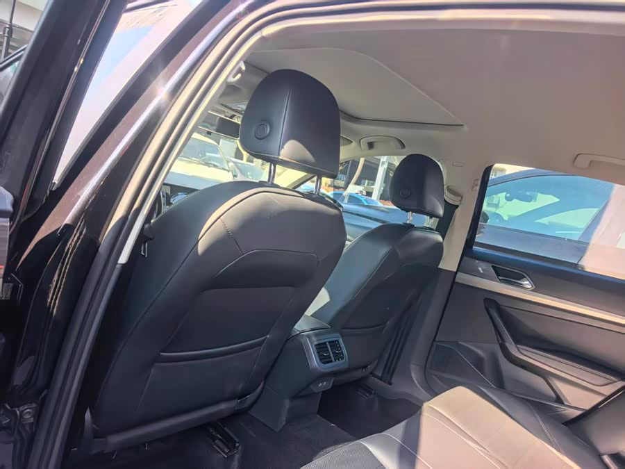 Volkswagen Lavida 2019 #21 Volkswagen Lavida 2019 car image #21