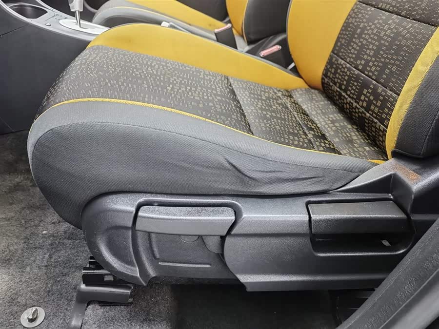 MG 3 SW 2015 imagen de coche #21