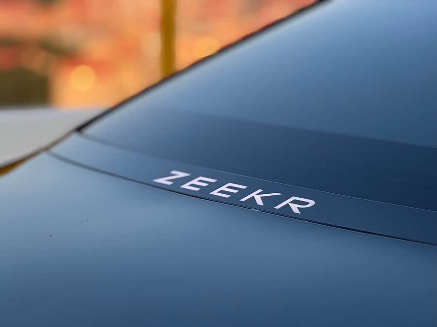 Zeekr 007 2024 immagine di auto #21