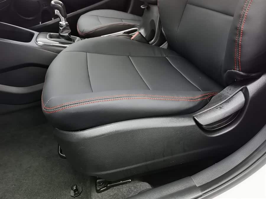 Kia K3 2016 car image #21