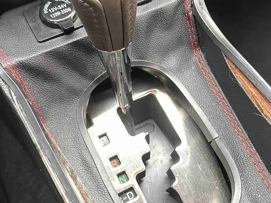 Toyota Yaris L Zhixuan 2016 immagine di auto #21