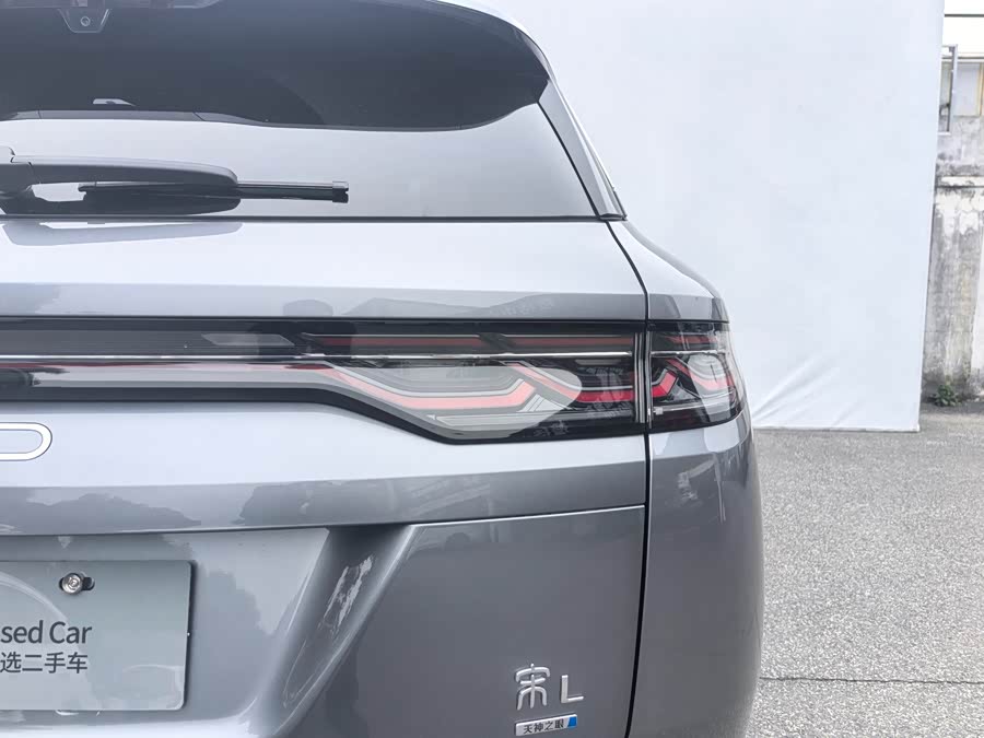 BYD SongL DM-i 2025 car image #21