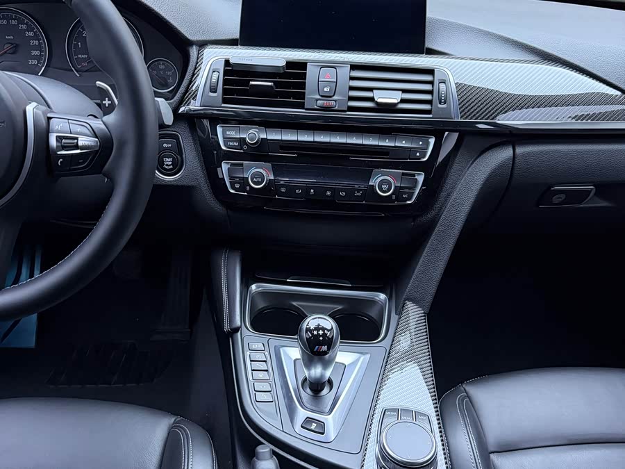 BMW M3 2018 imagem de carro #21