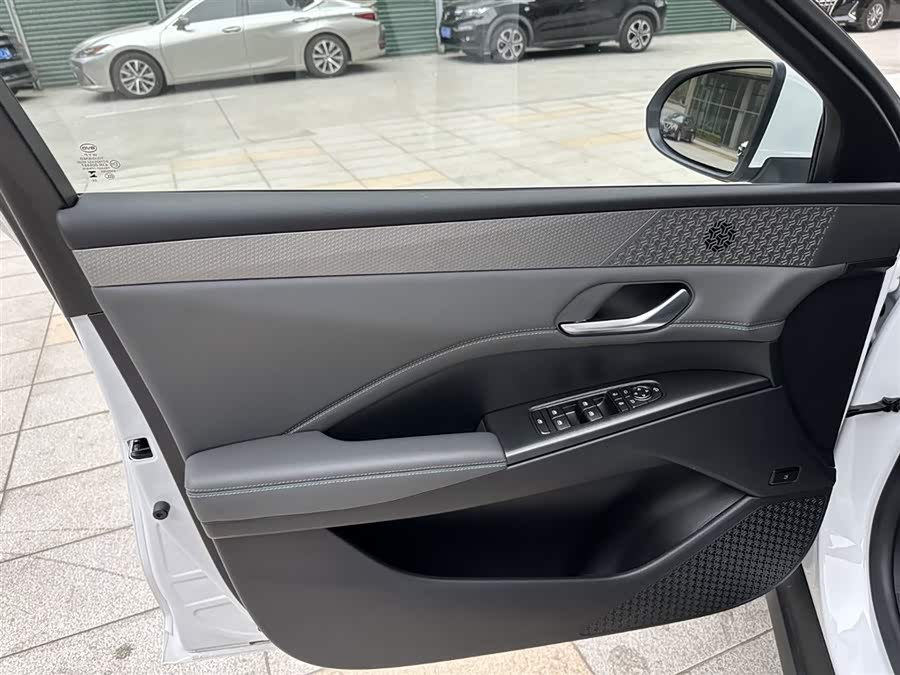 BYD Qin Plus 2025 car image #21