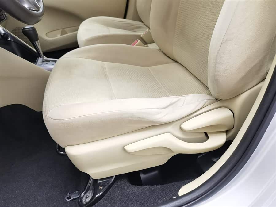 Vios 2014 car image #21