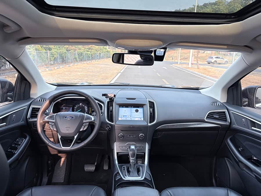 Ford Edge 2017 #21 Ford Edge 2017 صورة سيارة #21