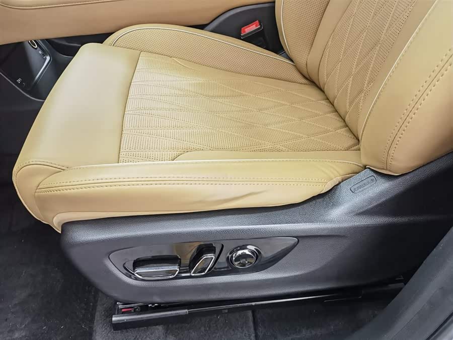 GAC Trumpchi ES9 2023 صورة سيارة #21