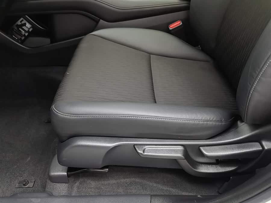 Honda VEZEL 2022 #21 Honda VEZEL 2022 car image #21