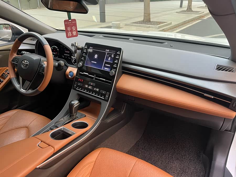 Toyota Avalon 2022 car image #21